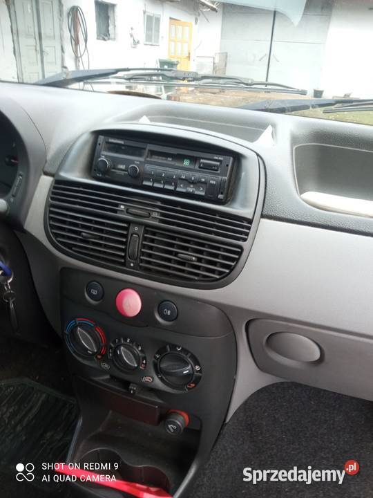 Samochód Punto podkarpackie