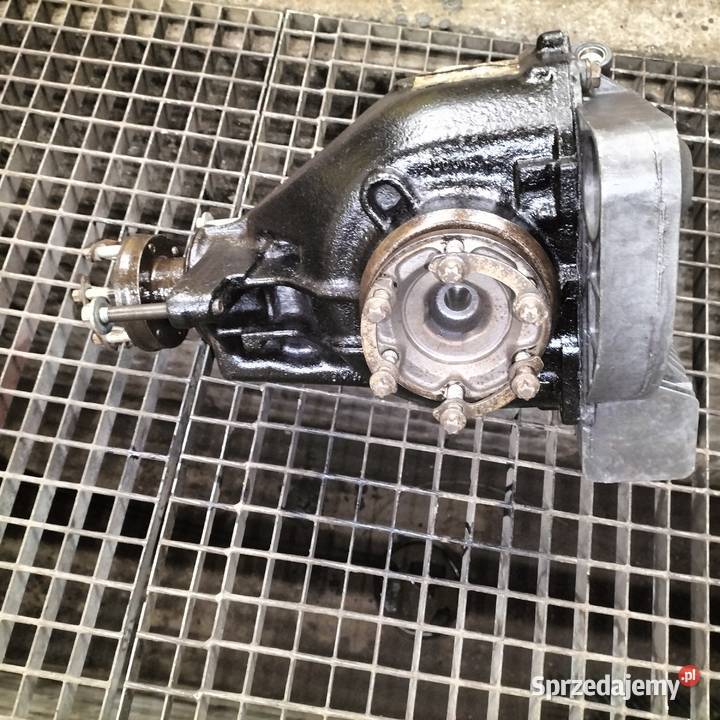 Most tylny dyferencjał BMW E65 E66 stan Mały osobowe