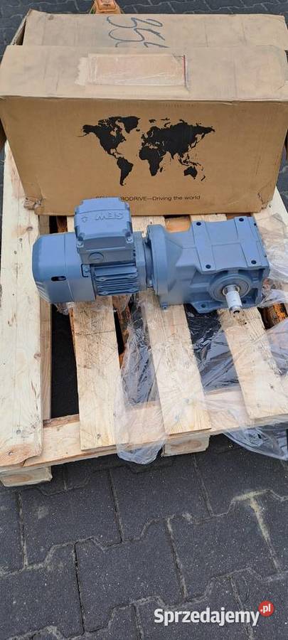 Motoreduktor SEW 037kw 28obr motoreduktor z Biznes i Przemysł Myślenice sprzedam