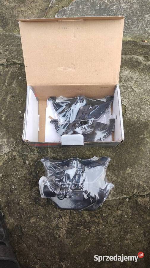 Klocki hamulcowe przód z czujnikiem Hart 223 927 Cieszyn