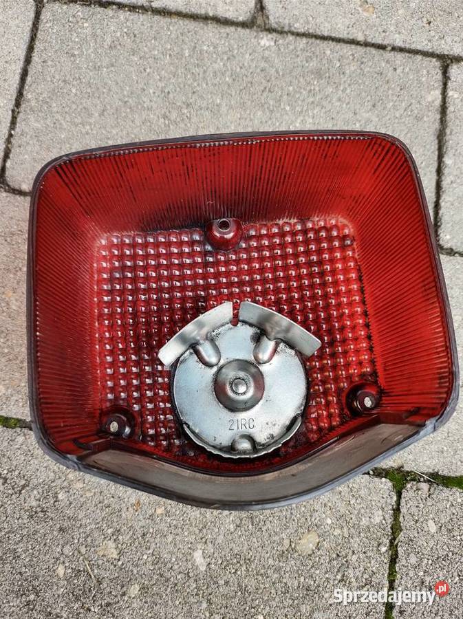 Lampa klosz cb 400 t honda tył tylna 250