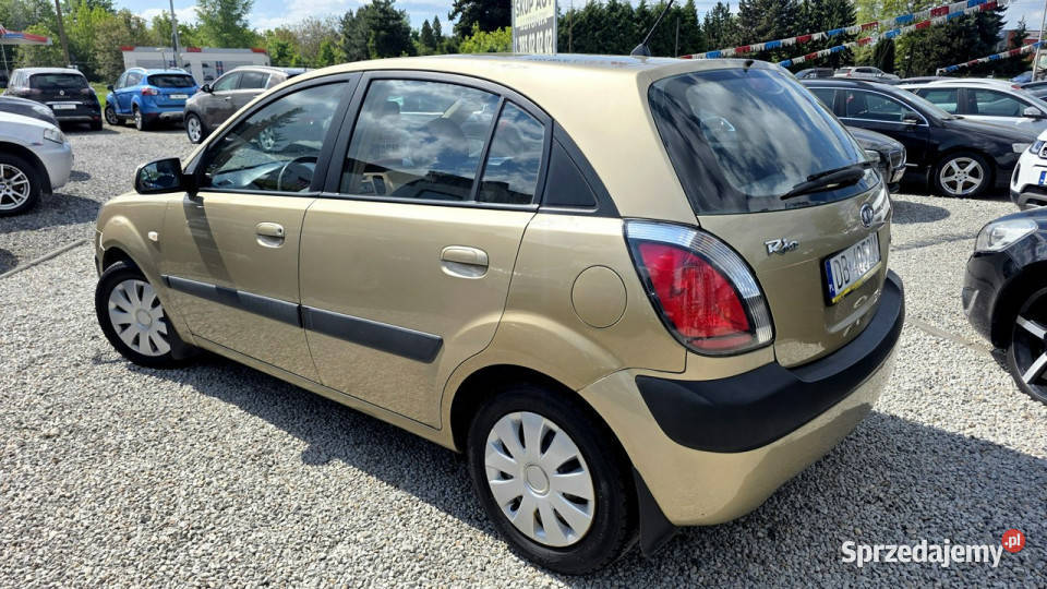 Kia Rio 14 Benz Gwarancja Zamiana Automix II Świdnica sprzedam