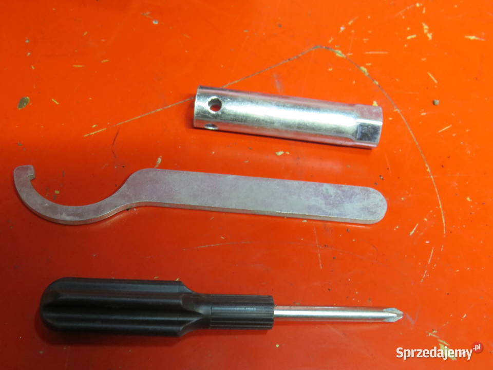 MALAGUTI MADISON 200 125 180 250 zestaw narzędzi mazowieckie Warszawa