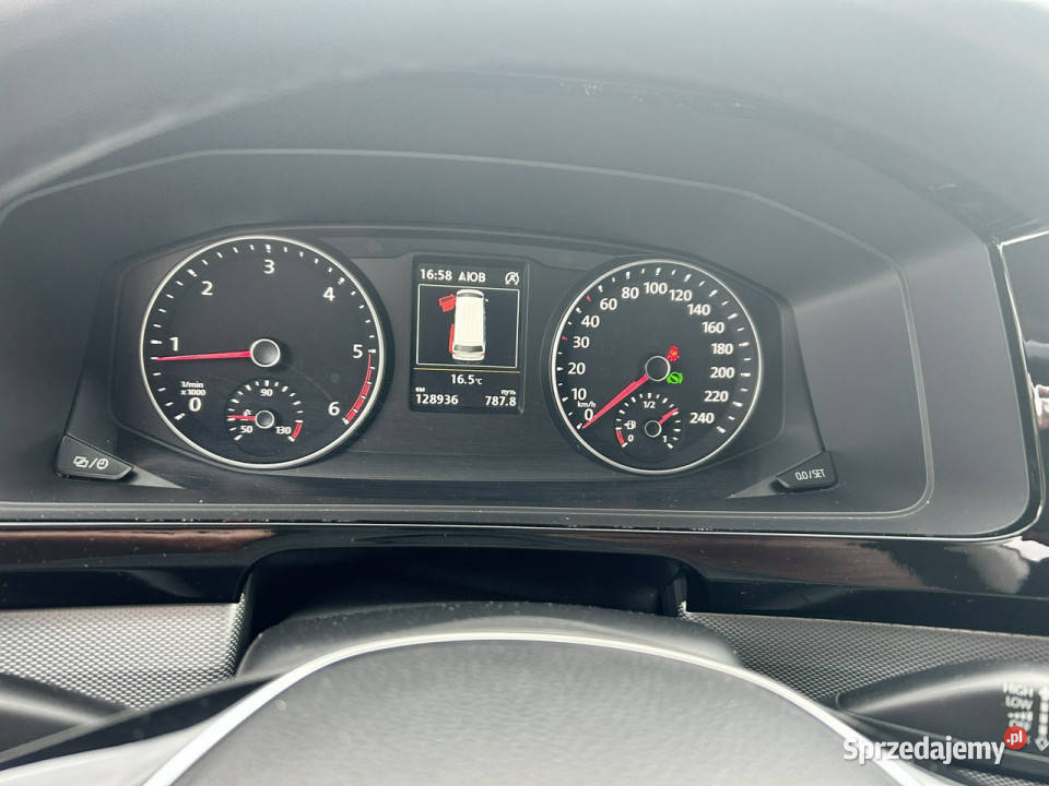 Volkswagen Multivan FULL MULTIVAN BULLI Nowe Iganie sprzedam