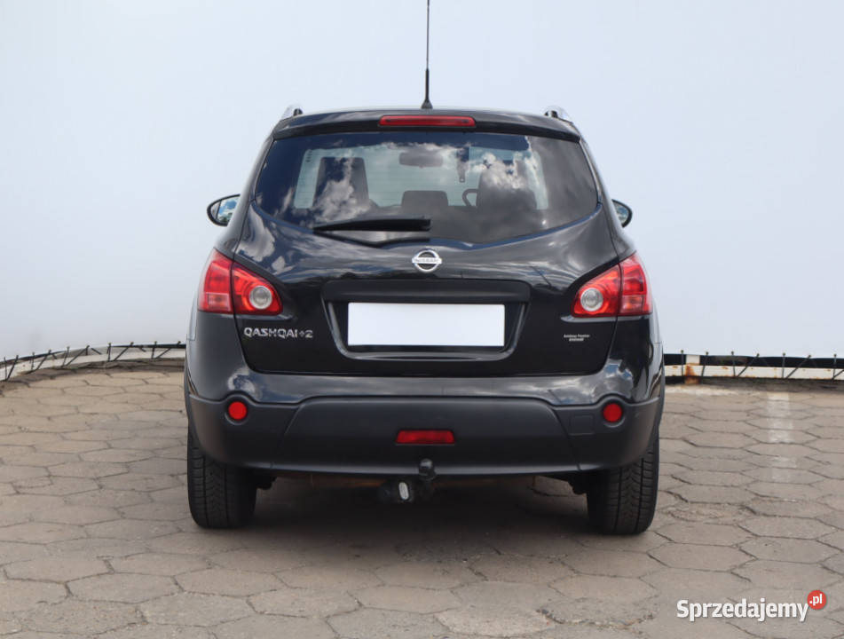 Nissan Qashqai2 20 i Qashqai+2