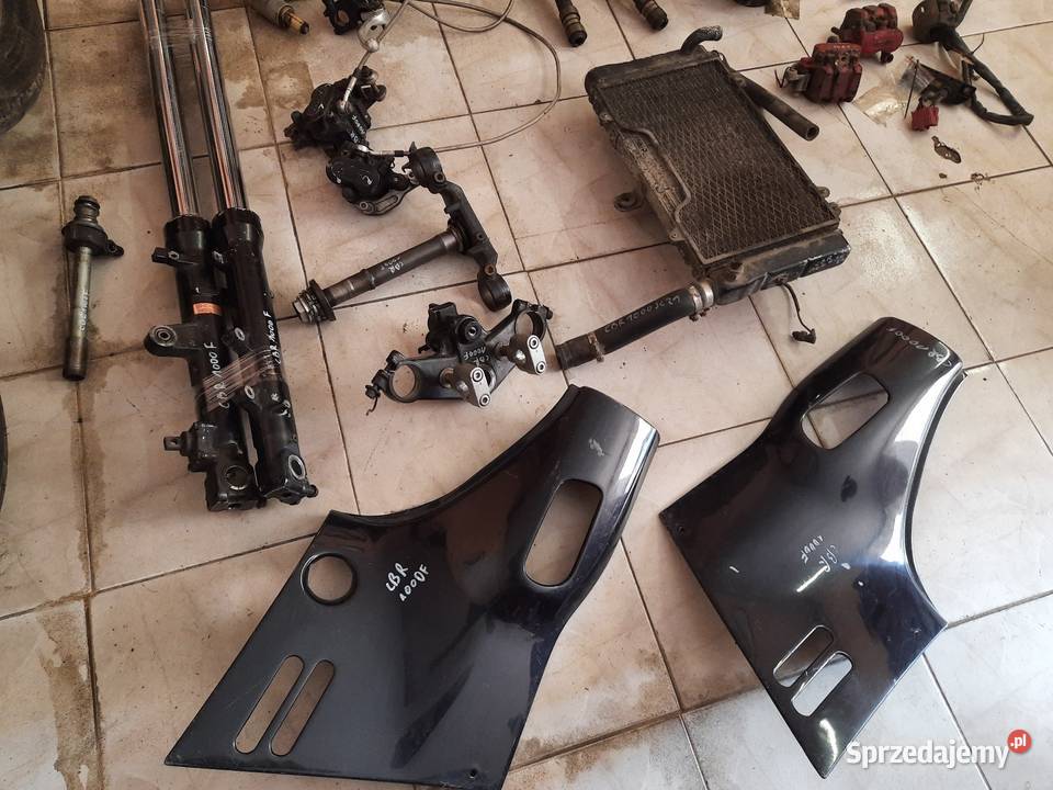 Honda CBR 1000 F SC21 Części Jelenia Góra sprzedam