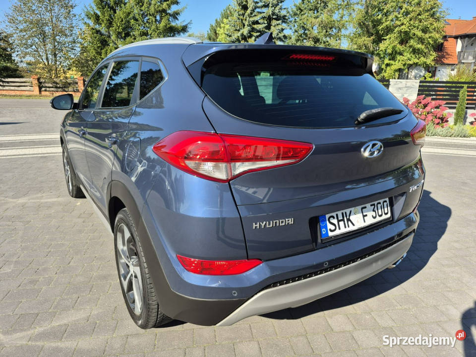 Hyundai Tucson kamera skóra navi 16 turbo