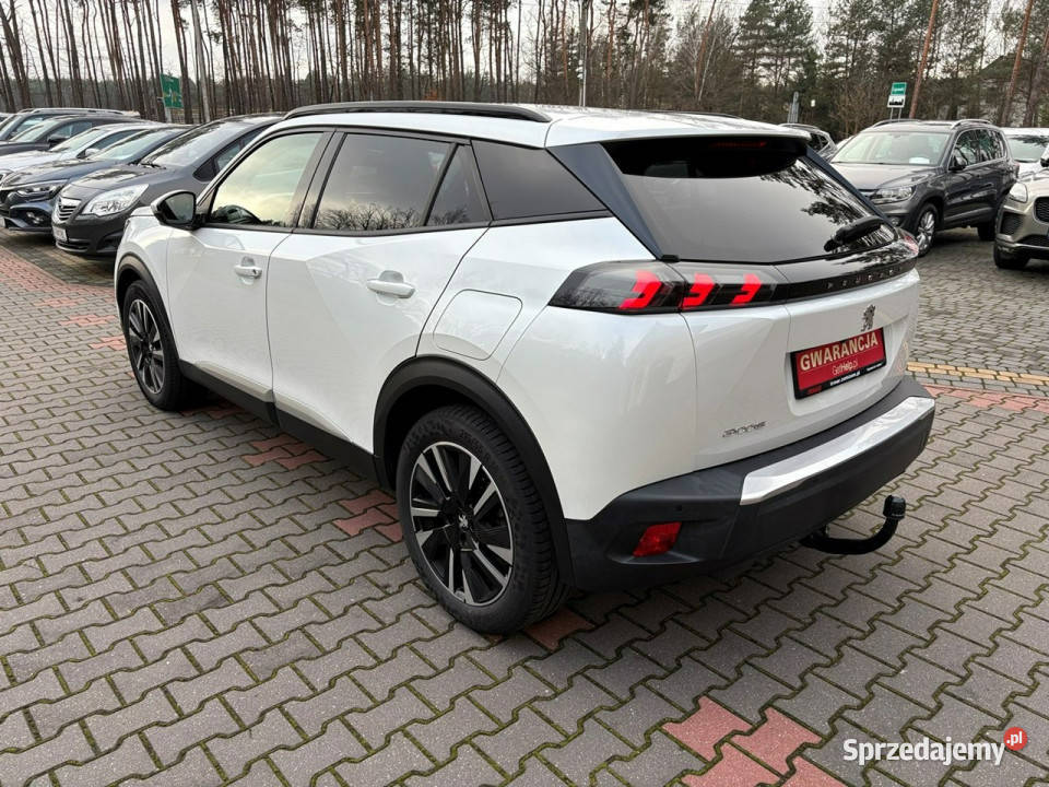 Peugeot 2008 15 HDI 102 Full LED Kamera Navi