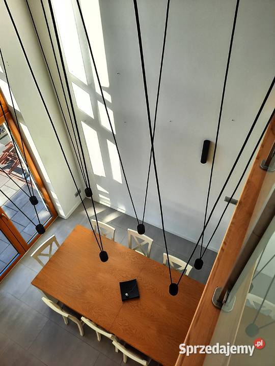Długa designerska lampa wisząca do wysokiego Rzeszów