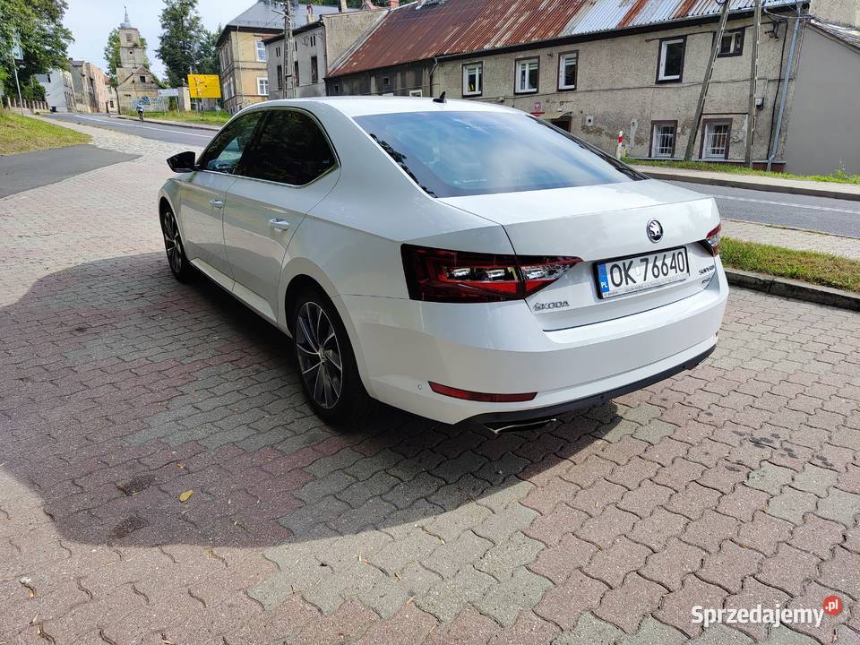 Skoda Superb bezwypadkowy salon Polska 196000km Szczecinek