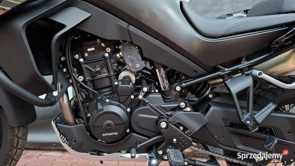 CFMoto 800MT Explore 2025