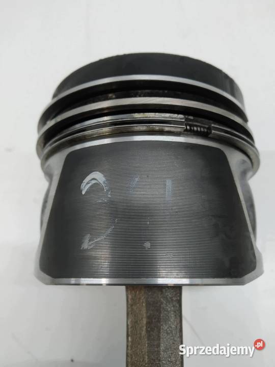 TŁOK KORBOWÓD 7901G 32R2 20 TDI Audi A4 IV sprzedam