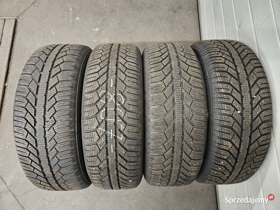 4 19560 R15 88T Semperit Master Grip 2 790mm Katowice