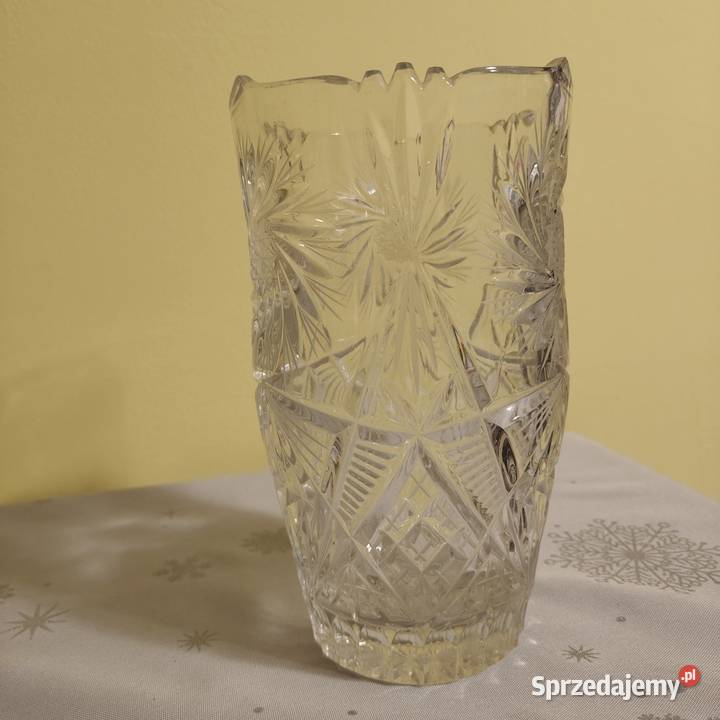 Kryształowy wazon z czasów PRL mazowieckie