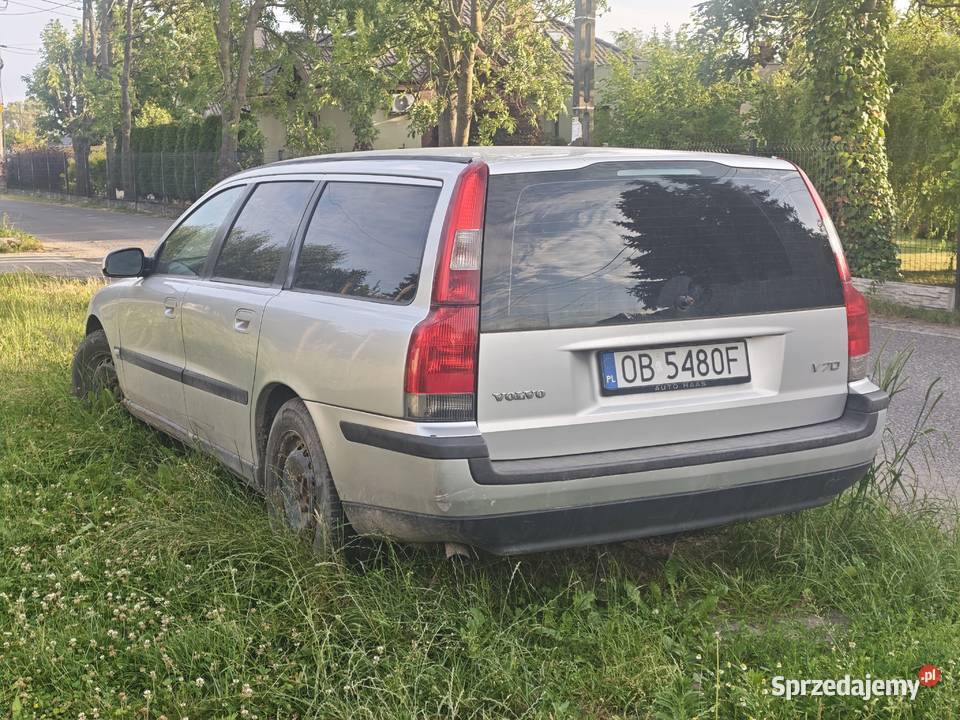 Volvo v70 24 2001 uszkodzone Żłobizna sprzedam