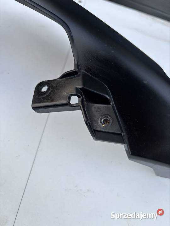 OWIEWKA CZASZA BOK LEWA KTM 125 Radom