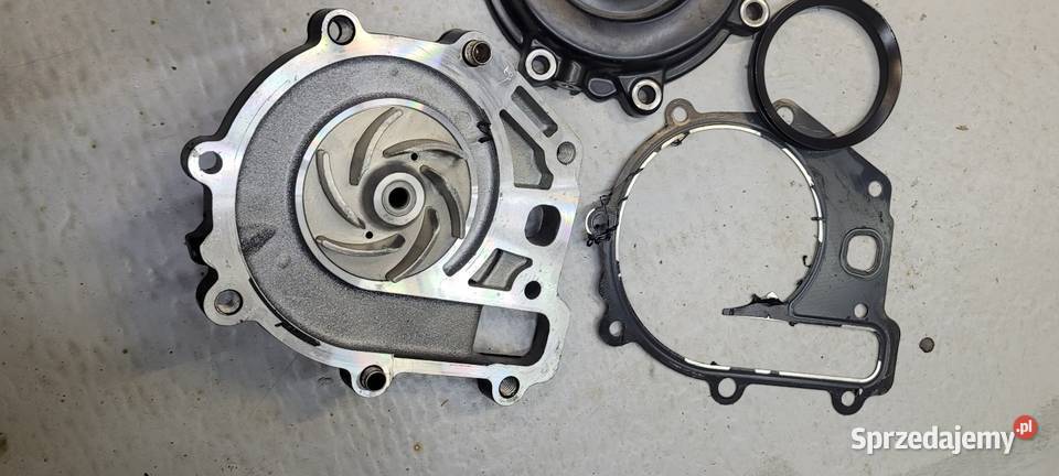 BMW F 900 R 2022 Pompa wody kapa dekiel pokrywa Pozostałe wielkopolskie Nowy Tomyśl