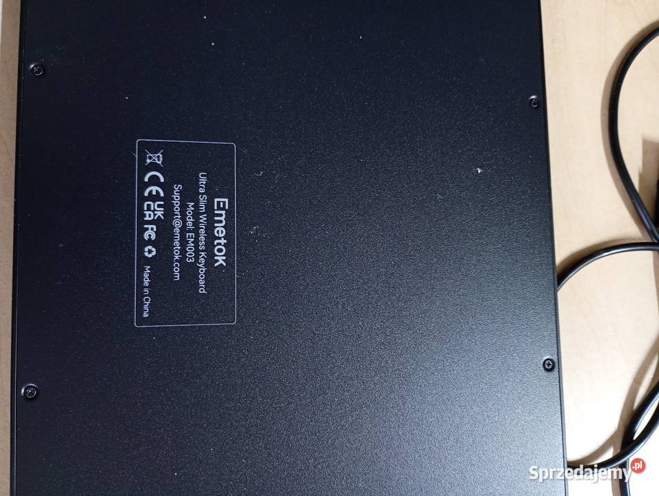 Klawiatura Emetok Ultra Slim EM003 Przysucha sprzedam