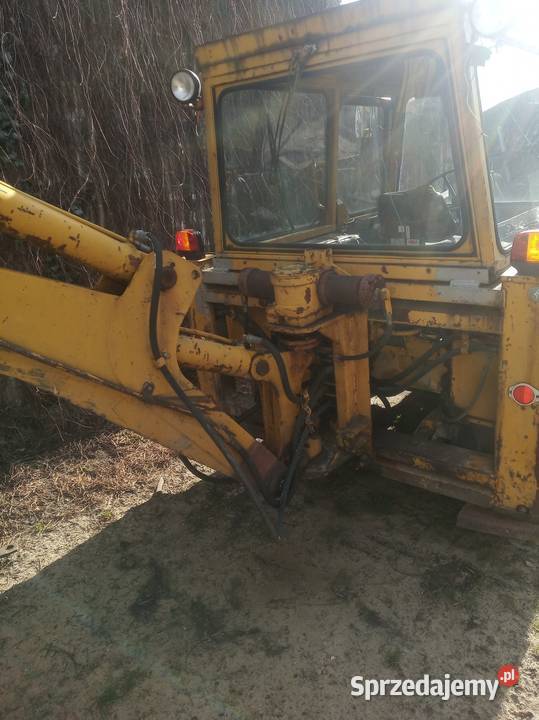 Ostrówek K162 koparkoładowarka Maszyny budowlane mazowieckie Mogielnica