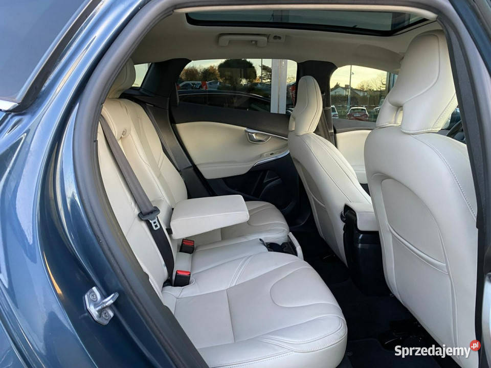 Volvo V40 LED panorama podgrz fot PDC navi klimatyzacja Żory