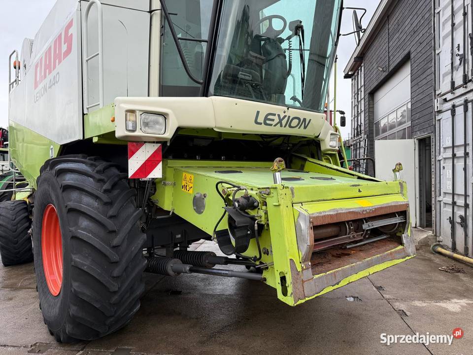 Kombajn zbożowy Claas Lexion 440 2002 heder V660 Claas dolnośląskie