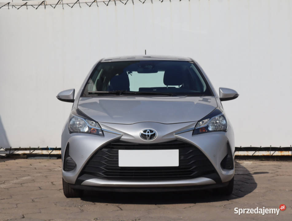 Toyota Yaris 10 VVTi czujnik parkowania Łódź