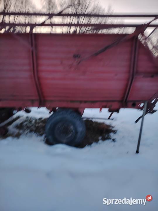 Przyczepa samozbierajaca nieuszkodzony Przyczepy rolnicze