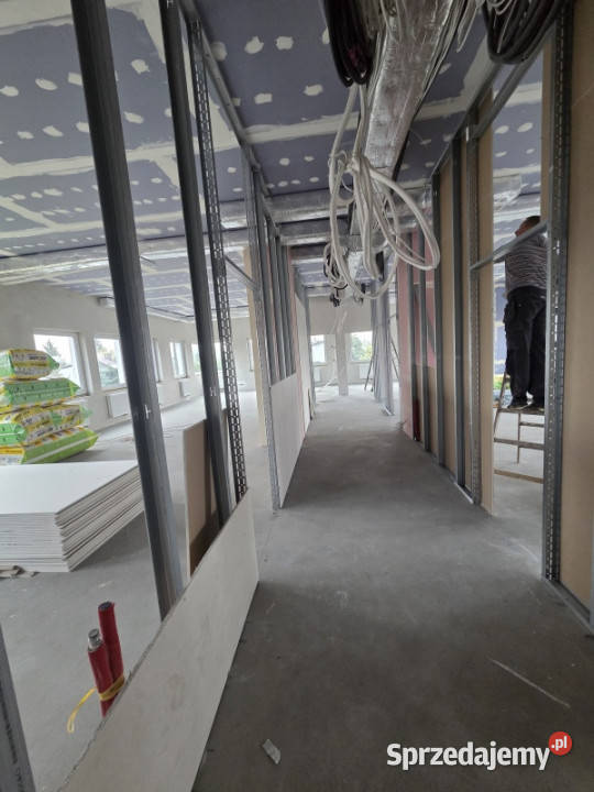 Wynajmę pow ok 100m2 w Rzeszowie Armii Krajowej sprzedam