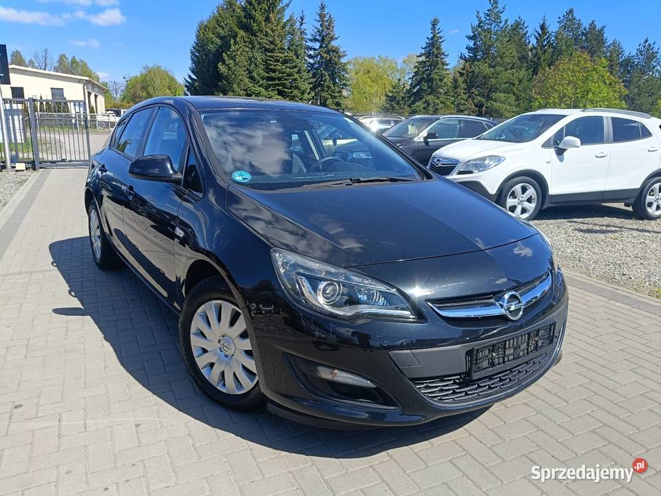 Opel Astra J 14 TURBO 140 Super Stan garażowany Rogóźno
