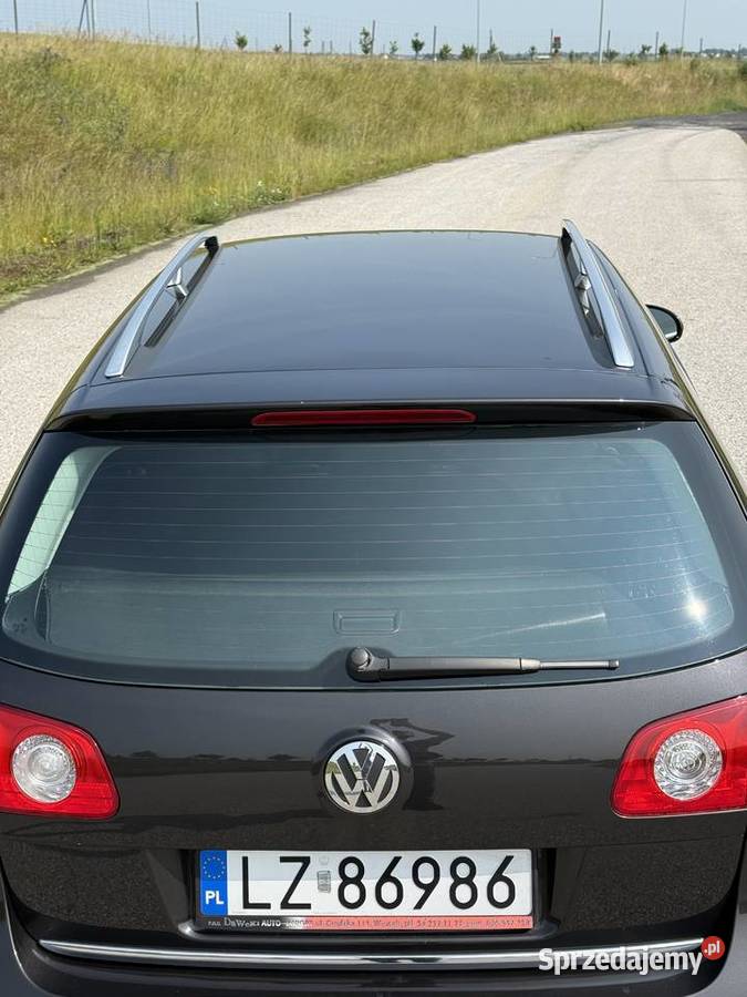 VW Passat Variant Kombi 32 VR6 DSG 4motion 4x4 lakier metallic Gniezno