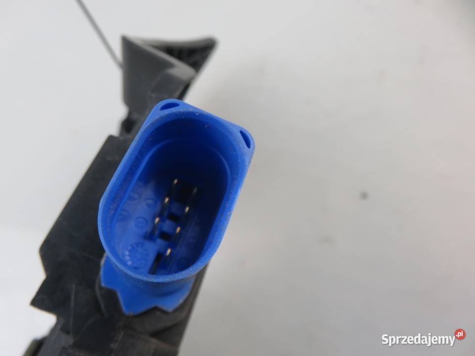 ZAMEK LEWY TYLNY PORSCHE CAYENNE 7L0839015 Motoryzacja