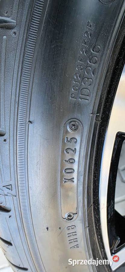 Oryginalne koła Toyota Corolla Auris R17 sprzedam