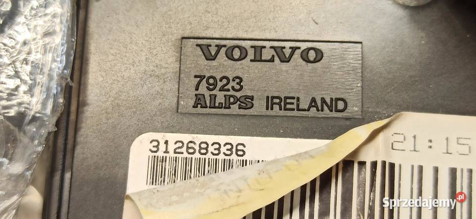 VOLVO XC70 II V70 III EKRAN WYŚWIETLACZ RADIA sprzedam