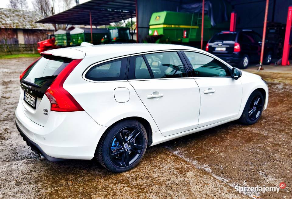 Volvo V60 24 D5 Awd Automat Rdesign podkarpackie
