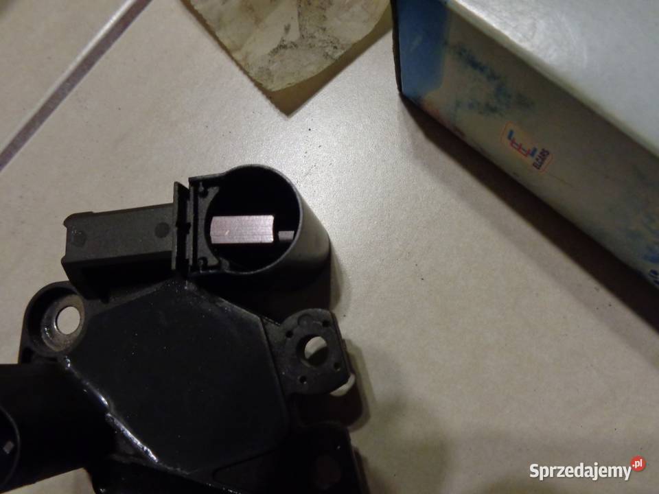 Regulator napięcia 12V MOBILETRON VRPR2292H 120W Skwierzyna