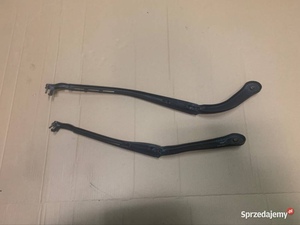 Ramię ramiona wycieraczek lewe prawe bmw 3 e90 Rok produkcji 2005