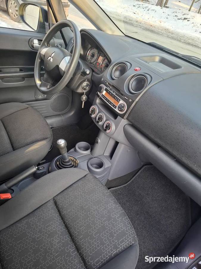 Sprzedam Mitsubishi colt niski przebieg czarny Grudziądz