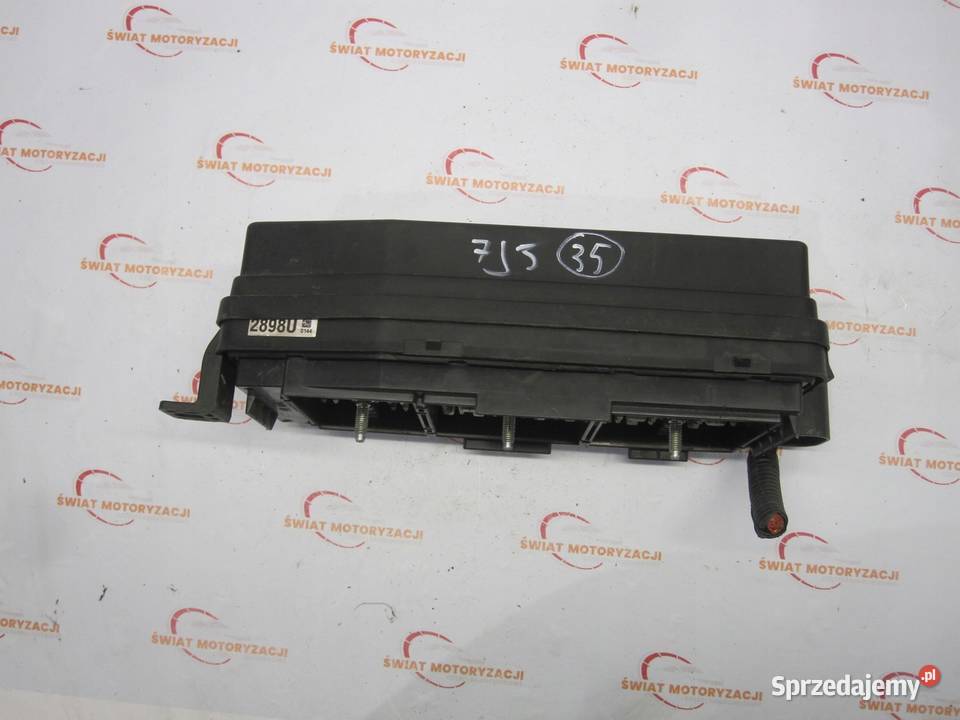 OPEL ANTARA 22 CDTI 16r skrzynka bezpieczników osobowe Kielce