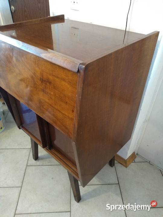 Ciekawa szafka na gramofon tv RTV sprzedam