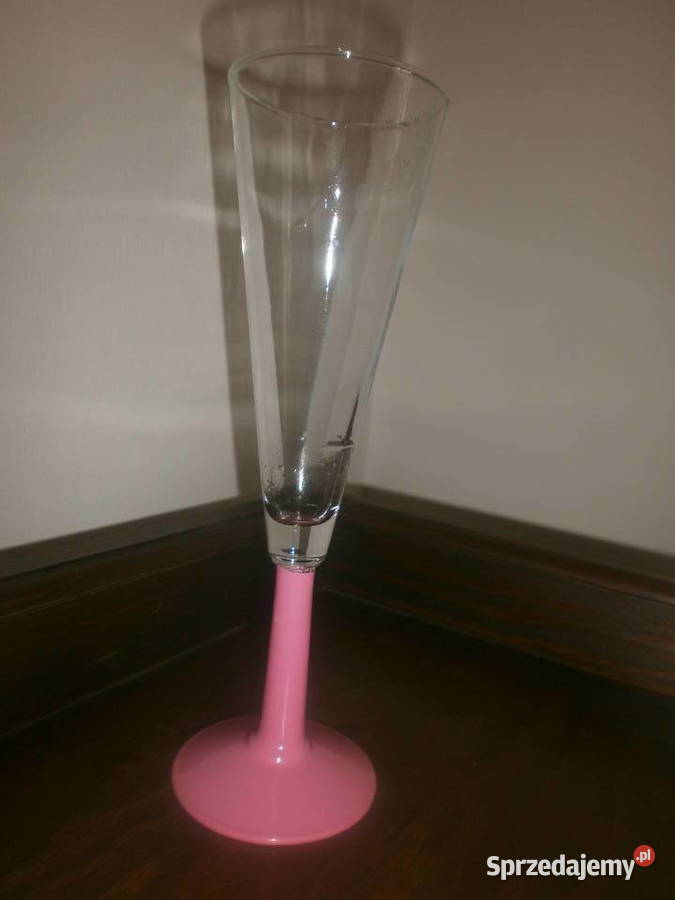 szkło z róową nózką szampanka Zielona Góra