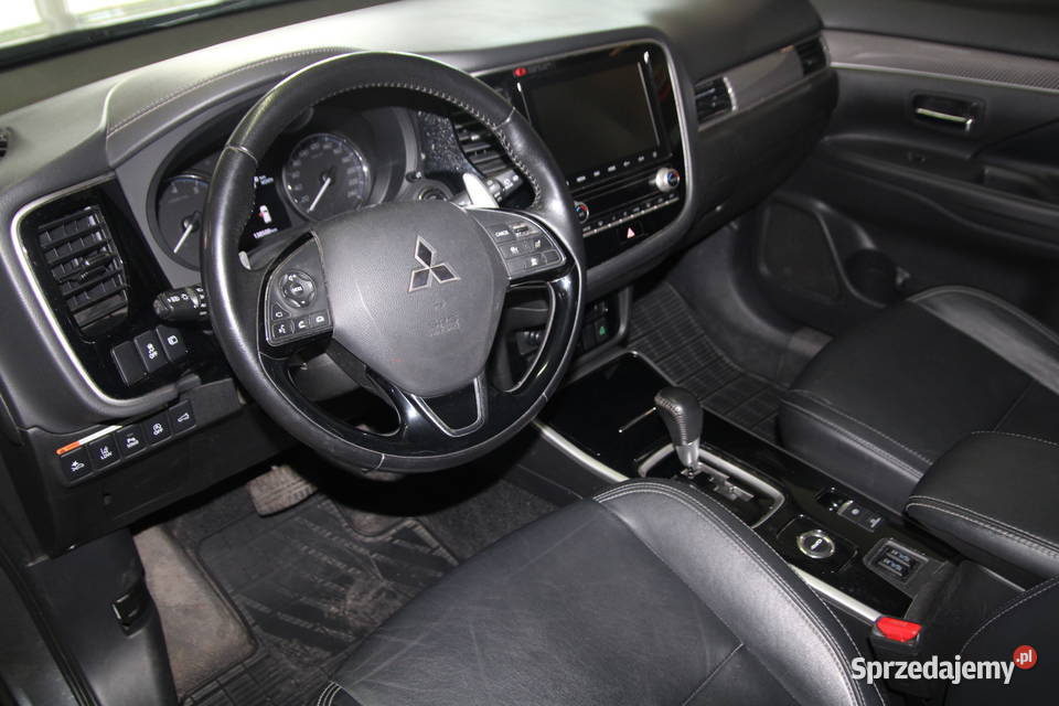 Mitsubishi Outlander Salon Polska INSTYLENAVI Wrocław