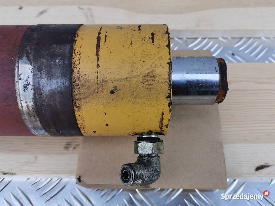 Cylinder hydrauliczny skrętu CAT TH 82 Wilkowo