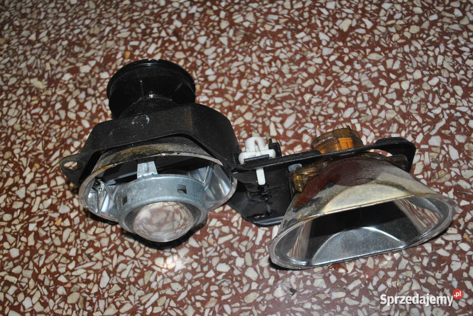 Wkład lampy xenon lewy przód BMW E39 PRZEDLIFT Poręba