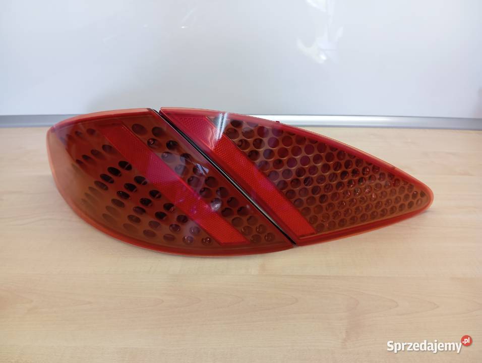 PEUGEOT 307 CC KLOSZ TYLNEJ LAMPY PRAWY LEWY W Lampy tylne Międzybórz