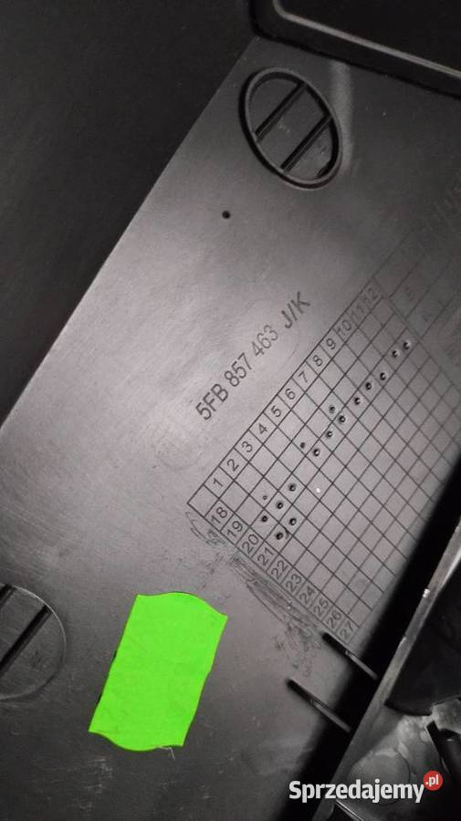 Osłona podszybia seat Leon IV 5FB 857 463 Podszybia Dobrzyca