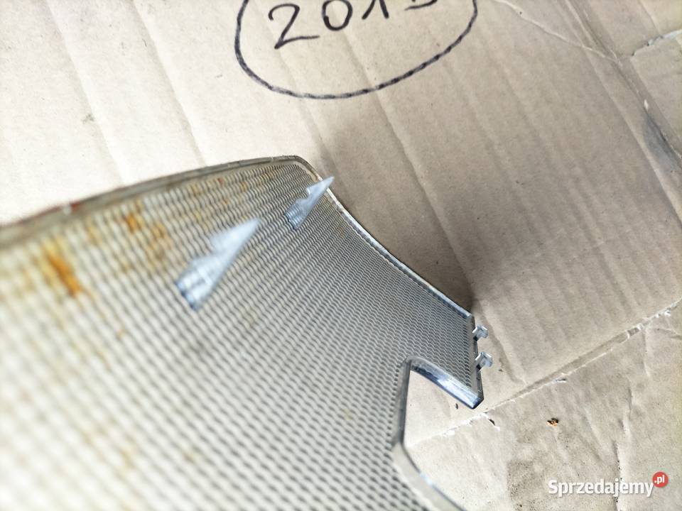 LAMPKA PODSUFITKI KLOSZ LAMPKI AUDI A3 8L LIFT Kamień-Kolonia