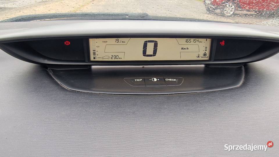Citroen C4 16 gaz wielofunkcyjna kierownica Citroën Kutno