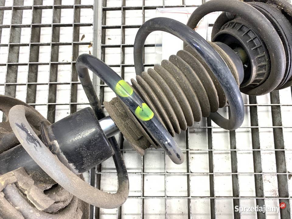 AMORTYZATOR PRAWY PRZÓD ZE SPRĘŻYNĄ MAZDA 3 BM