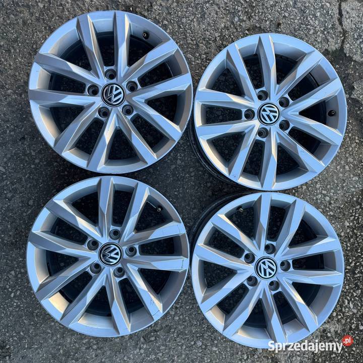 VW Passat felgi 5x11216 et41 oryginał Średnica 16" Raków