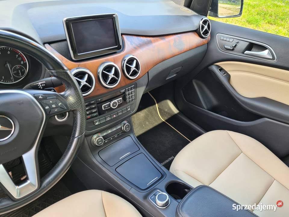 Mercedes Benz B250 Benzyna Automat Skóry Pakiet autoalarm sprzedam